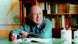錢學(xué)森：外國(guó)人能搞的，中國(guó)人為什么不能搞？